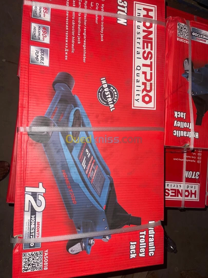 CRIC CHARIOT 3T HONESTPRO YAS0818 2