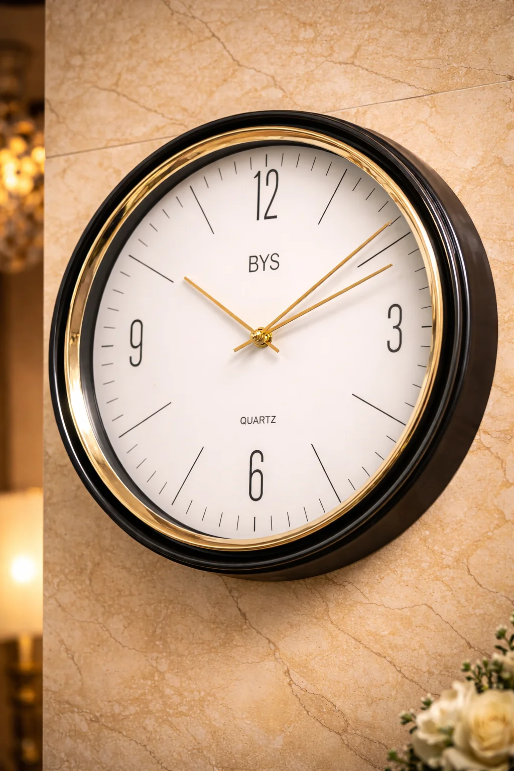 ساعة حائط أنيقة بتصميم عصري وبسيط 3